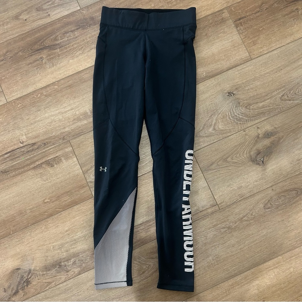 Under Armour Women’s Black and White Leggings - Small/Petite
